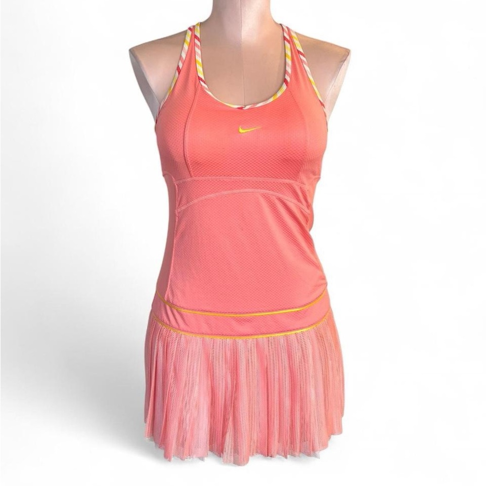 Nike tennis dress seen on Maria Sharpova